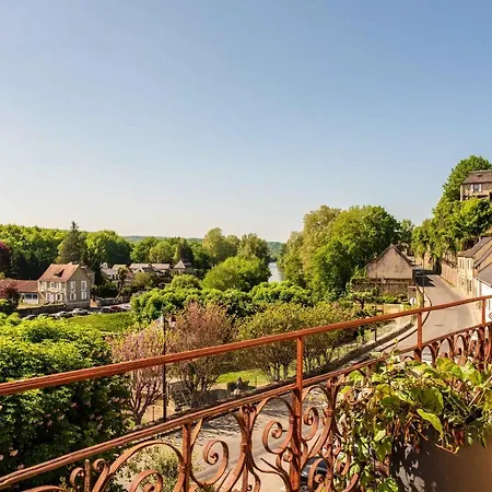 Hotel De Bouilhac 4*